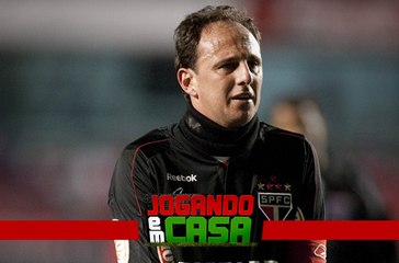 "Ficou marcado porque a torcida não gosta do Rogério Ceni", revela Robinho sobre gol do meio do campo