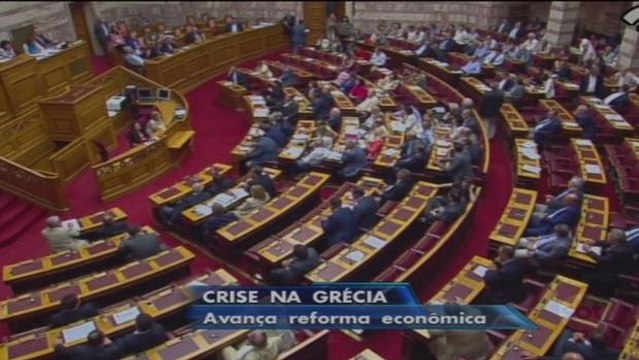 Grécia aprova segundo pacote de reformas econômicas