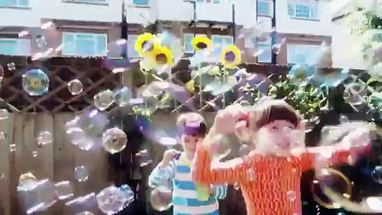 CBeebies: Get to Know Topsy from Topsy and Tim