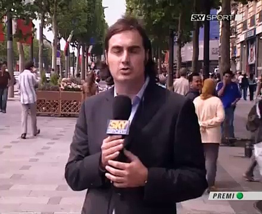 Mondiali 2006: FIGURA DI MERDA di sky con un francese che gesticola alle telecamere