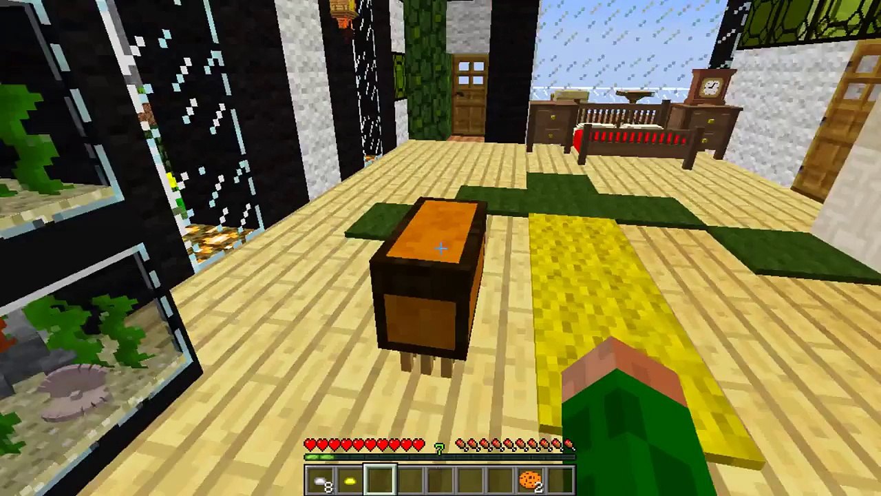 Minecraft Vacation - SURFING AND BUILDING SAND CASTLES!