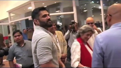 'HERA PHERI 3' Actor Sunil Shetty Says BAJRANGI BHAIJAAN Is MindBlowing Movie, Watch Full Video!