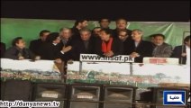 کور کمیٹی میں سے واحد فیصل جاوید خان آخری لمحے تک عمران خان دھرنا ختم کر نے سے روکتے ہوئے – کلپ دیکھیئے