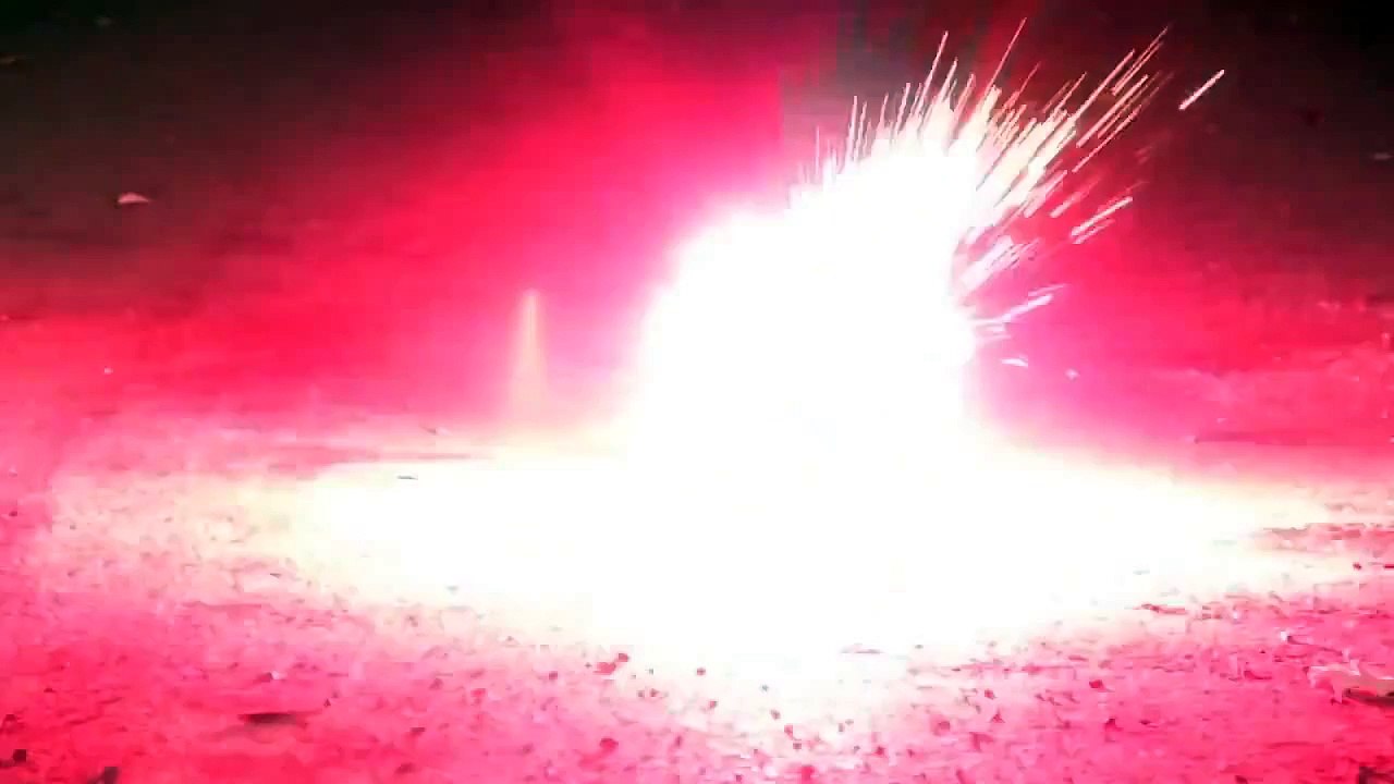 (HD) Polenböller Vergleich Test Achtung Mega Jumbo FP3 small Totenkopf Böller like La Bomba