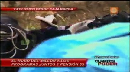 PAREJA CAJEROS ROBARON MILLON A PENSION 65 Y JUNTOS CUARTO PODER