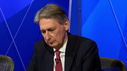 QT: Philip Hammond mistakes Liz Kendall for Rachel Reeves 20Feb14