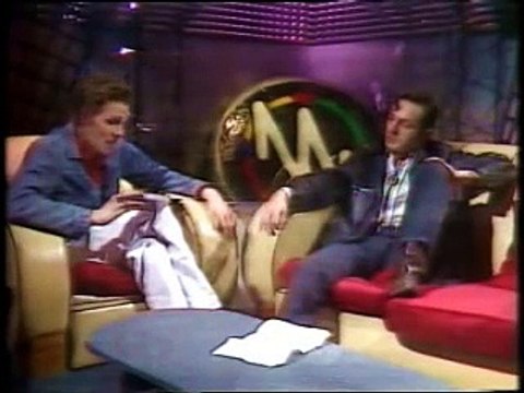 JOE STRUMMER rare interview 1988 (UK 'Night Network CH4) The Clash