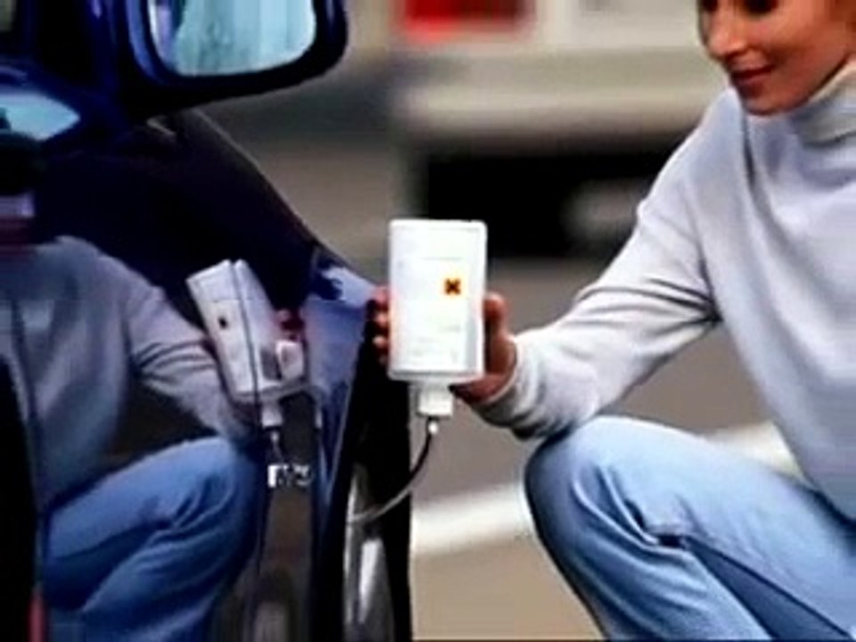 Mercedes Benz - SLK 230 Kompressor - R170 - Original German Commercial!