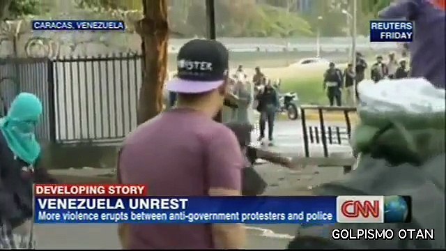 Golpe en Venezuela. Luis Pérez (RTVE) con Lilian Tintori, y Karl Penhaul (CNN) con Norkys Batista