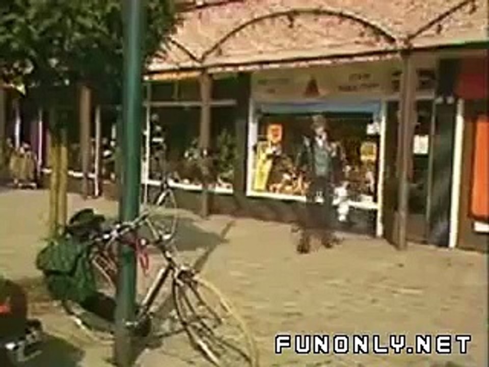 big lock with cycle