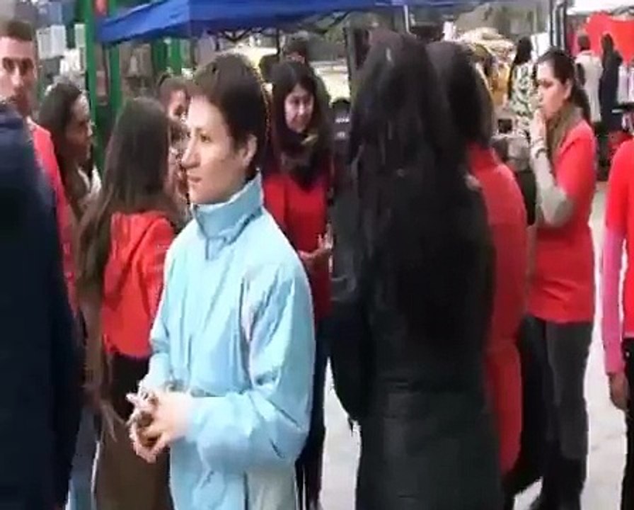 Flash Mob 3 martie Nu romii sunt problema!