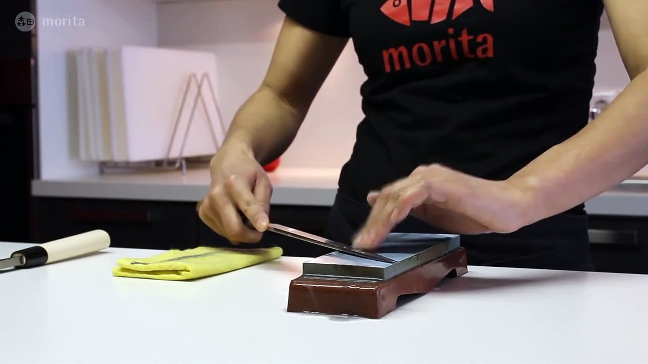 Traditionelle japanische Messer schleifen