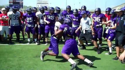 Texan Spring Football 2012 - Oklahoma Drills (Bull Drill)