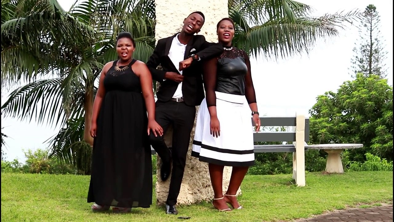 Thinah Zungu ft Dumi Mkokstad - Fear Not