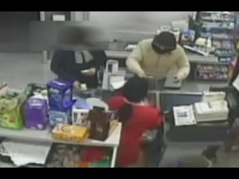 Foggia - Rapina al supermercato Carni e Affini , due arresti (24.07.15)