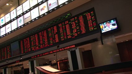 Investidor em pânico com Bolsa em queda e dólar em disparada