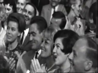 Dieter Hildebrandt & Hans Jürgen Dietrich - Eine Balade für Brotmaschine und Hundepfeife