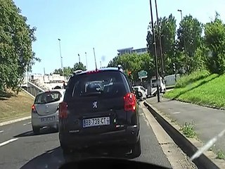 Driving into and through Paris -