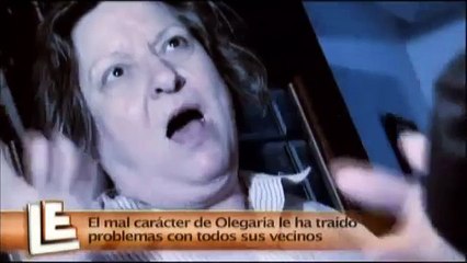 La escalera: Olegaria, loca y borracha.