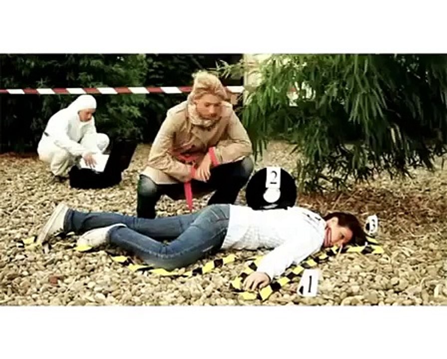 Zwickauer Terrorzelle - Uwe Mundlos Fahndungsfoto im Tatort  "Bestien" von 2001!!!