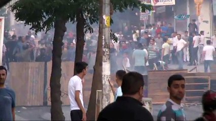 Gazi Mahallesi’nde korsan gösteri !