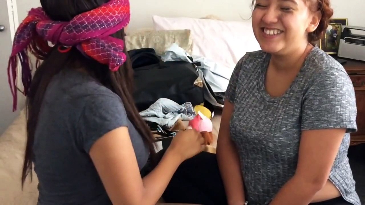 Blindfold makeup challenge!