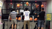 Old Head Embarrassing These Youngins In Basketball Arcade Game