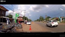 terrible accident de moto - dashcam - epic fail