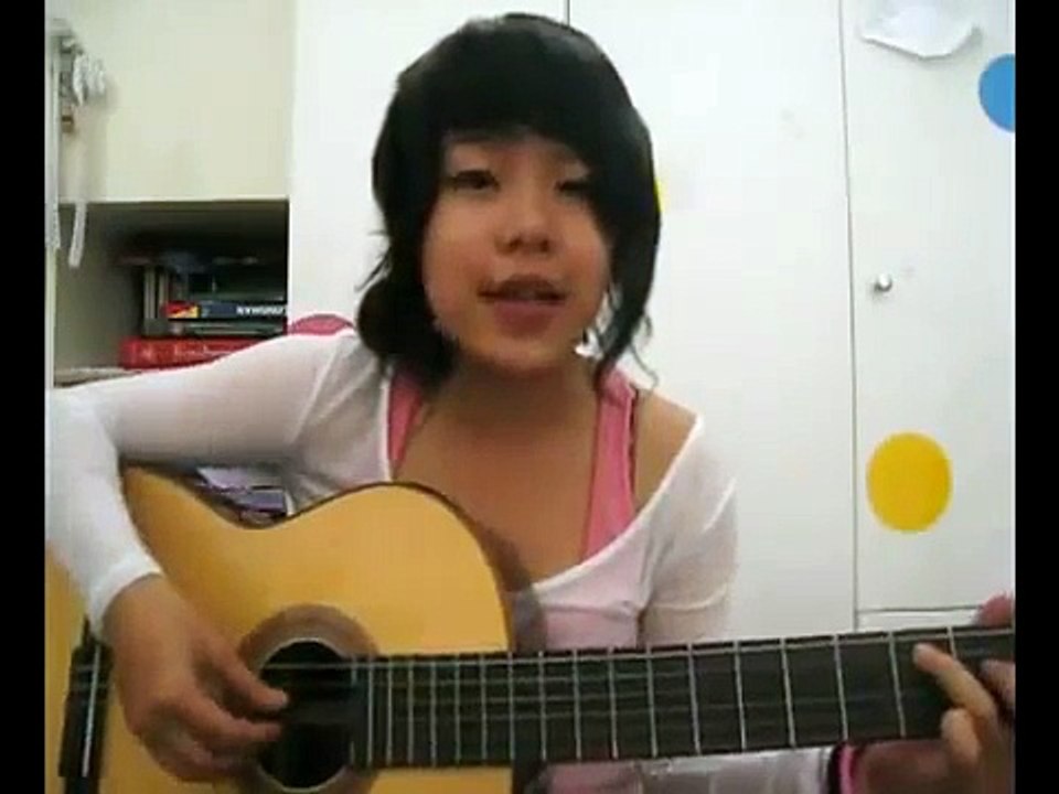 Video  Dân mạng phát “sốt” với cô bé VN hát “The Show” hay hơn cả Lenka   BuônChuyện InFo   thu gian   giai tri   xem phim   nghe nhac   ket ban