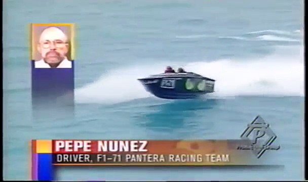Powerboat Racing in 7 - 8 ft seas Rough Water Jumps Offshore