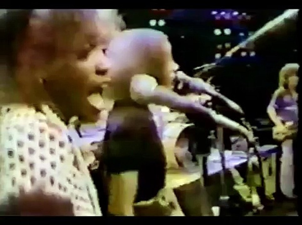 KIM CARNES - MORE LOVE (LIVE)
