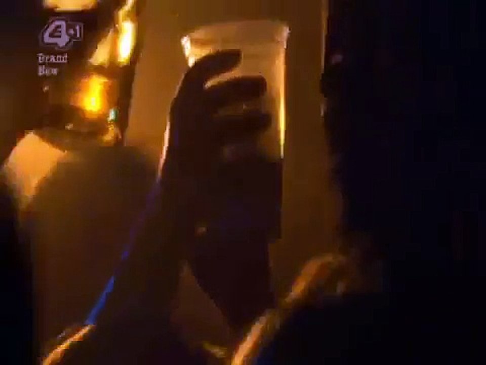 Skins - Crystal Castles - Alice Practice