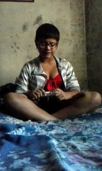 chica de 13 años canta que quieres de mi