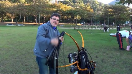 Voo de Paramotor no Cristo Redentor   Flying Paramotor Christ the Redeemer   Rio de Janeiro   Brasil