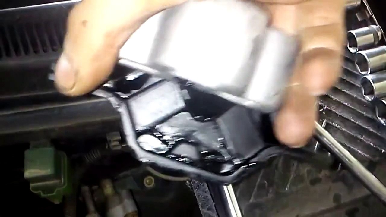 cambio del soporte de motor superior lado derecho para ford ka lado zamjr