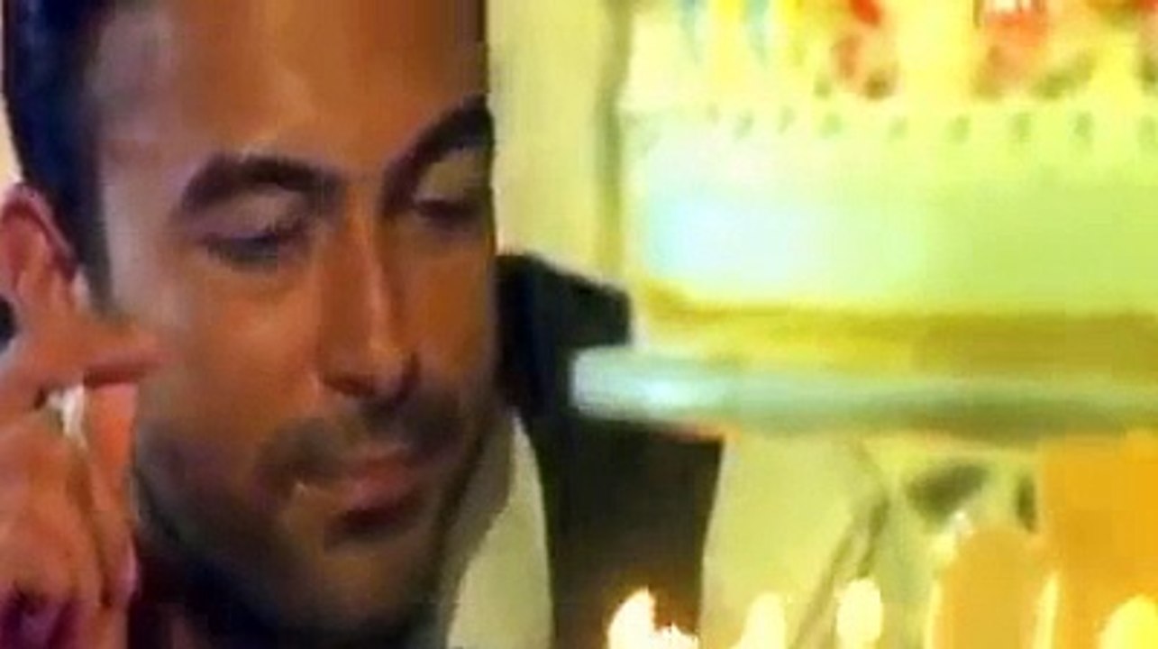 Tere Ishq Mein Baghi Hogaya (with written form) - Baghi 2001