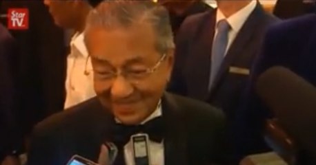 Mahathir's Birthday Wish For Najib: Retires Pleasantly & Enjoys Retirement