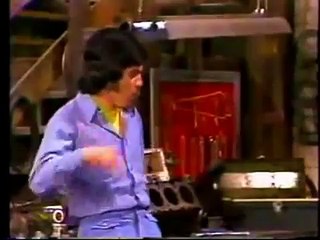 Sammy Davis Jr. Sings the theme to "Chico and the Man"