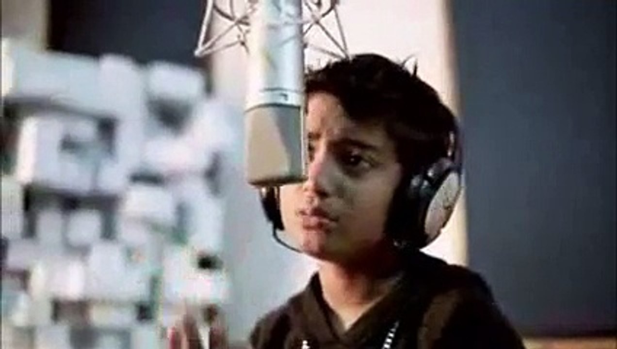 Blue Eyes - Yo Yo Honey Singh along with Nobby Khan