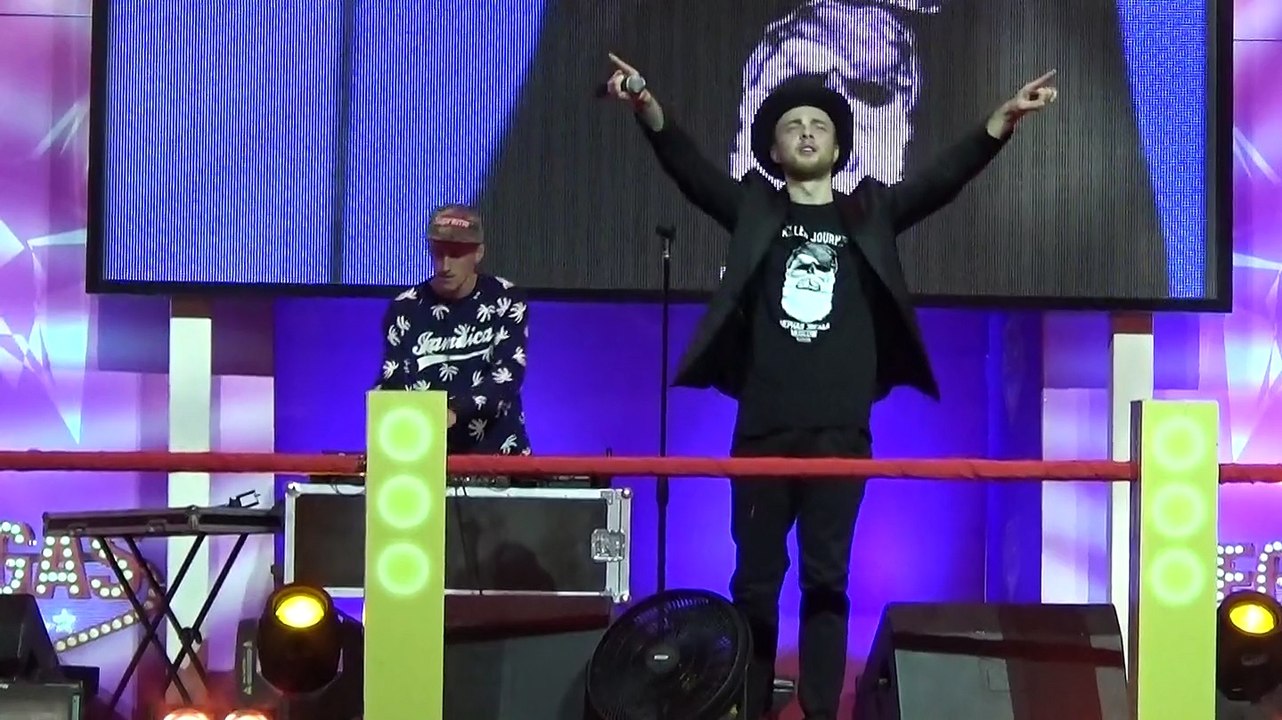 Егор Крид поет со зрителями - Самая самая