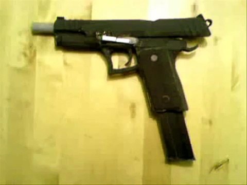 Homemade Pistol (a bit crappy)