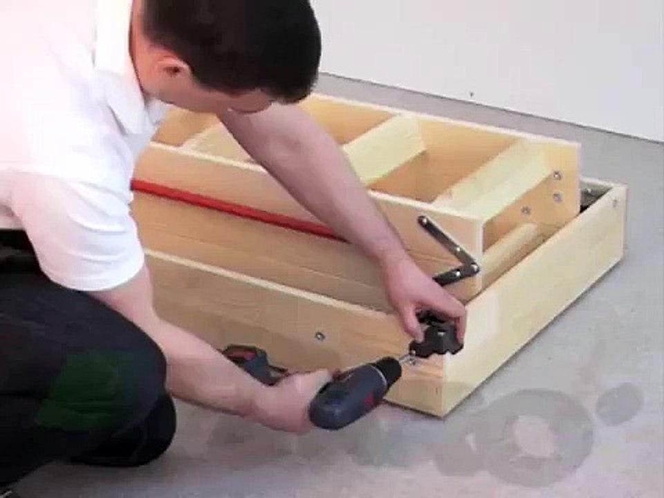 FAKRO podkrovné schody -- Montáž podkrovných schodov LWK Komfort