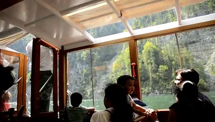 _DSC3166 Berchtesgaden en Allemagne sur le lac Königssee, écho avec une trompette CLIP