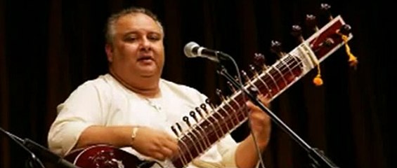 Ustad Shujaat Hussain Khan - Ye Inayteen Ghazab ki - by roothmens