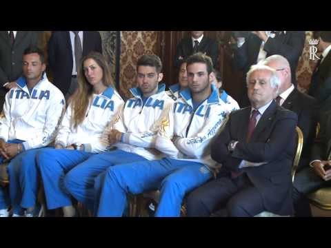 Roma - Incontro del Presidente Mattarella con gli atleti azzurri di scherma Mosca 2015 (24.07.15)