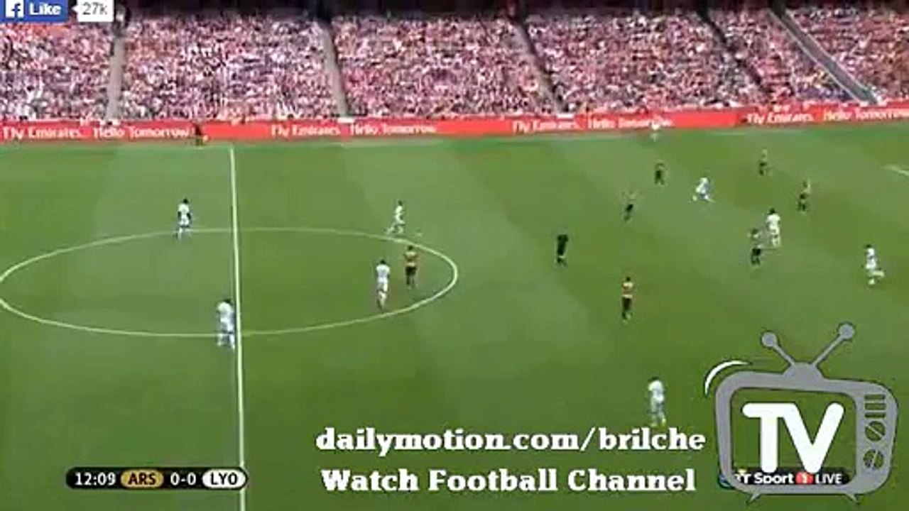Damian Martinez Amazing Save Arsenal 0-0 Lyon 2015 HD