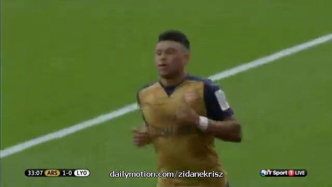 2-0 Alex Oxlade-Chamberlein | Arsenal v. Olympique Lyon - Emirates Cup 25.07.2015