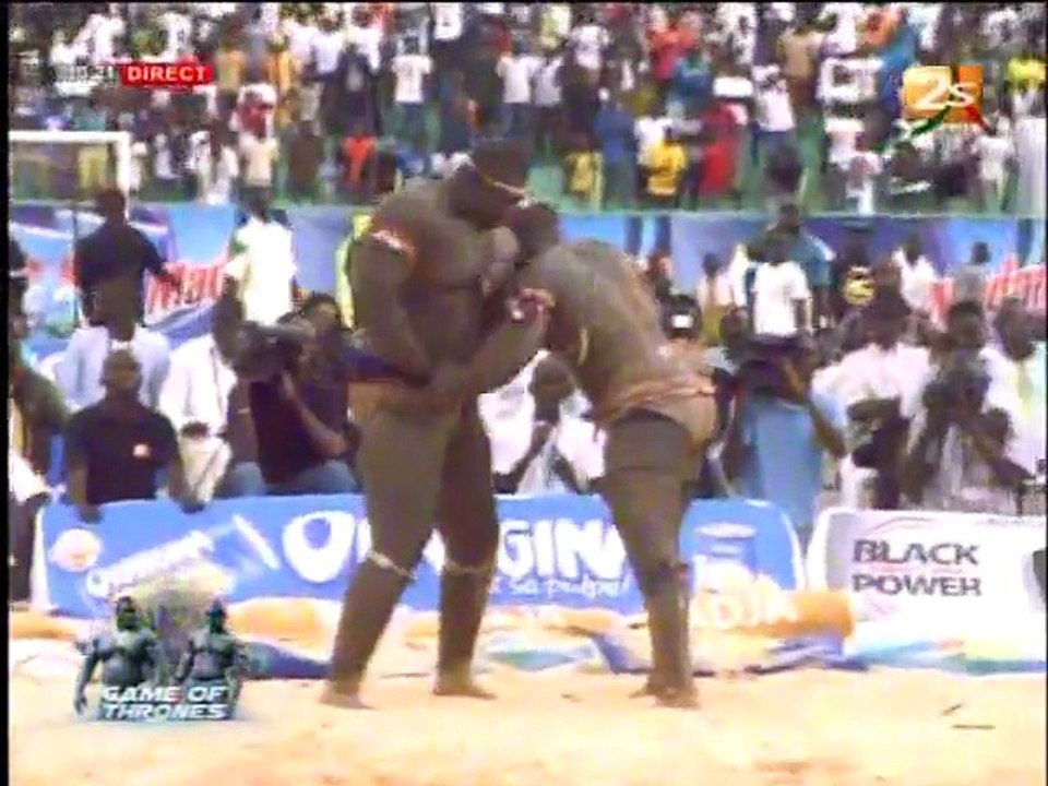 Bombardier garde son titre de Roi des arènes, Modou Lô n'a pas fait le poids