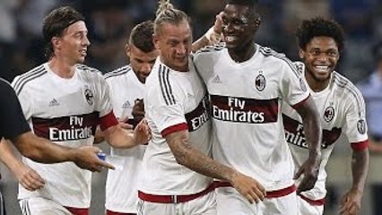 Milan vs Inter 1-0 Philippe Mexes Fantastic Volley Goal ~ (Champions Cup 2015)