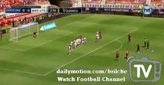 Suarez Amazing Shot hits the Crossbar HD | FC Barcelona vs Manchester United 25/07/2015